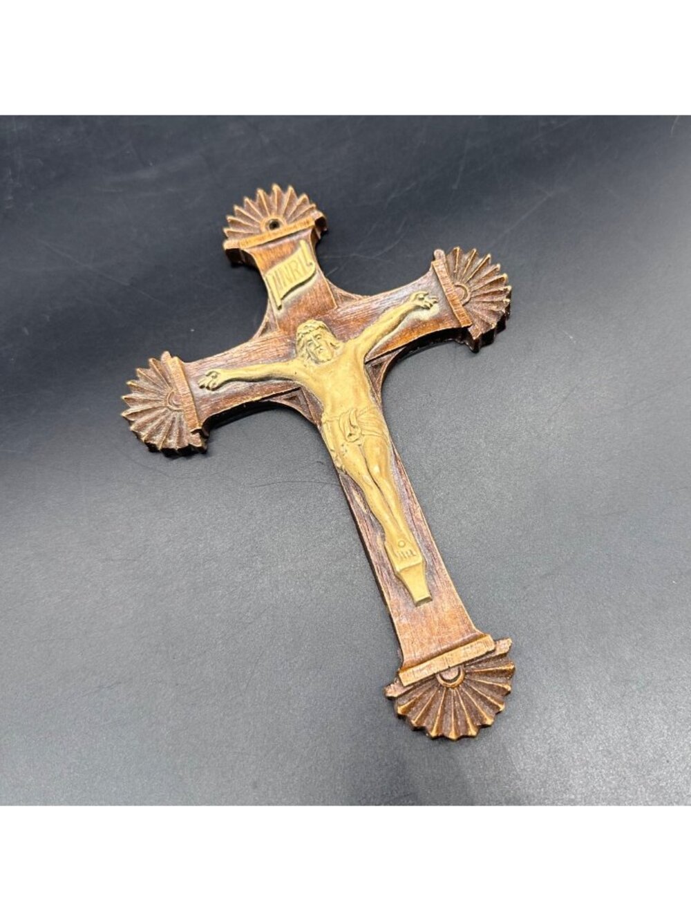Vintage Crucifix Wall Hanging INRI Jesus Christ Figurine Religious Decor Wooden